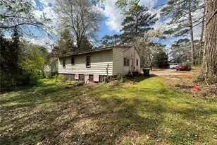 2402 Clifton Springs Rd, Decatur, GA 30034 - Photo 14