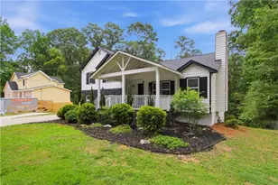 1239 Ashbrook Dr, Lawrenceville, GA 30043 - Photo 8