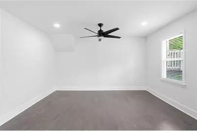 1239 Ashbrook Drive, Lawrenceville, GA 30043 - Photo 14