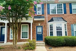 1577 Cove Creek Cir, Norcross, GA 30093 - Photo 4