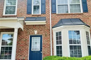 1577 Cove Creek Cir, Norcross, GA 30093 - Photo 2
