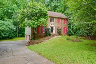 140 Millwood Ln, Fayetteville, GA 30214 - Photo 1