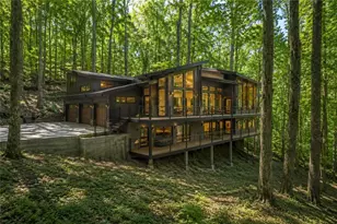 1981 Mountain Dr, Alpharetta, GA 30004 - Photo 1