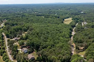 1981 Mountain Dr, Alpharetta, GA 30004 - Photo 4
