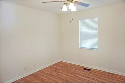 307 6th Avenue, Winder, GA 30680 - Photo 10