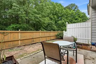 1243 Harris Commons Pl, Roswell, GA 30076 - Photo 24