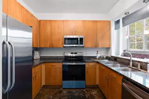 600 College St, Hapeville, GA 30354 - Photo 8