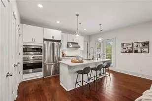 301 Canton Wy, Roswell, GA 30075 - Photo 8
