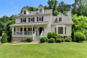 1447 Watsons Pl, Lawrenceville, GA 30043 - Photo 2