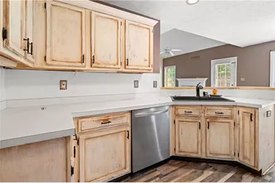 6231 Autumn View Court NW, Acworth, GA 30101 - Photo 8