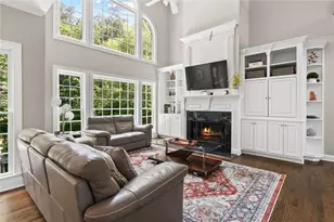 1121 Promontory Dr, Marietta, GA 30062 - Photo 10