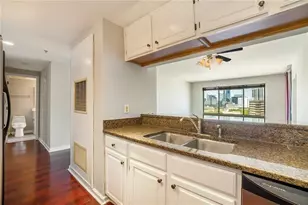 3481 Lakeside Dr NE, Atlanta, GA 30326 - Photo 18