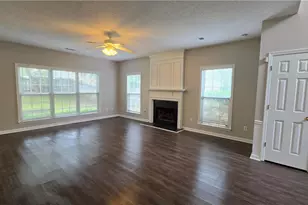 11620 Bentham Ct, Johns Creek, GA 30005 - Photo 2