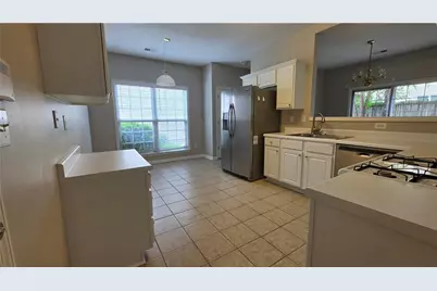 11620 Bentham Court, Johns Creek, GA 30005 - Photo 8