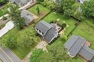 1649 Womack Rd, Dunwoody, GA 30338 - Photo 4
