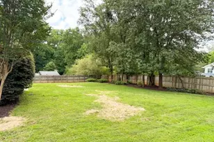 1649 Womack Rd, Dunwoody, GA 30338 - Photo 6