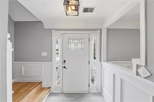 310 Crescentview Ct, Lawrenceville, GA 30044 - Photo 6