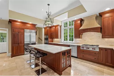 105 Wilderbluff Court, Atlanta, GA 30328 - Photo 16