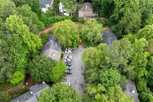 1069 Woodbridge Hollow NE, Atlanta, GA 30306 - Photo 18