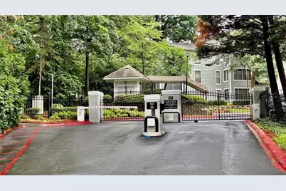 713 Summit North Drive NE #713, Atlanta, GA 30324 - Photo 2
