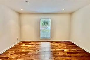 713 Summit N Dr NE, Atlanta, GA 30324 - Photo 18