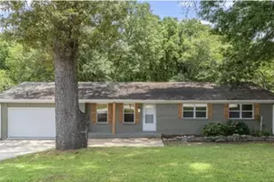 1558 Tanglewood Way NW, Conyers, GA 30012 - Photo 1