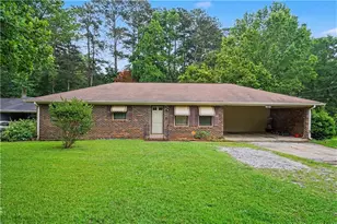 1338 Oakdale Dr, Griffin, GA 30224 - Photo 2