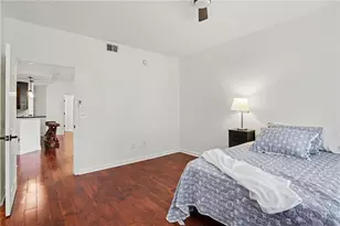 2700 NE Pine Tree Road NE, Atlanta, GA 30324 - Photo 10