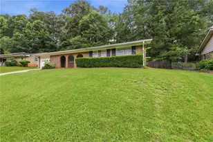 2740 Williamsburg Dr, Decatur, GA 30034 - Photo 4