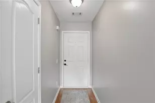 1212 Clearwater Dr, Winder, GA 30680 - Photo 4