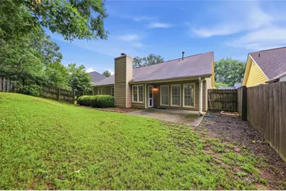 685 Hunters Creek Lane, Lawrenceville, GA 30043 - Photo 32