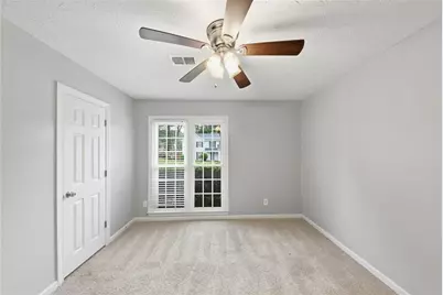 685 Hunters Creek Lane, Lawrenceville, GA 30043 - Photo 18