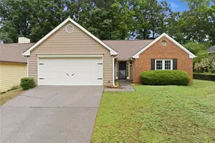 685 Hunters Creek Ln, Lawrenceville, GA 30043 - Photo 1
