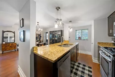 3048 Briarcliff Road NE #9, Atlanta, GA 30329 - Photo 8