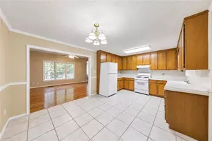 2648 Foxglove Dr SW, Marietta, GA 30064 - Photo 2