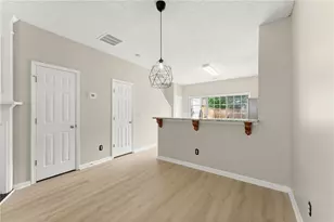 318 Devonshire Dr, Alpharetta, GA 30022 - Photo 10