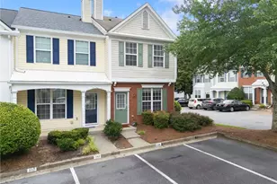 318 Devonshire Dr, Alpharetta, GA 30022 - Photo 2