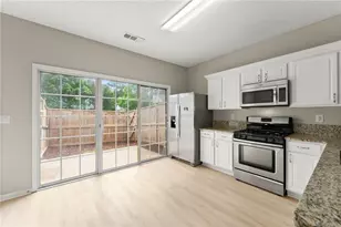 318 Devonshire Dr, Alpharetta, GA 30022 - Photo 12