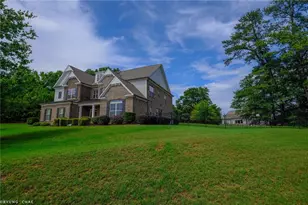 6050 Gallop ct, Suwanee, GA 30024 - Photo 4