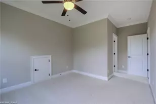 6050 Gallop ct, Suwanee, GA 30024 - Photo 40