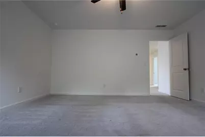 15104 Turkey Creek Blvd, Union City, GA 30291 - Photo 18