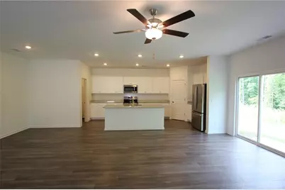 15104 Turkey Creek Blvd, Union City, GA 30291 - Photo 2