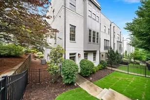 6083 Boylston Dr, Sandy Springs, GA 30328 - Photo 2