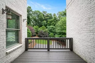 6083 Boylston Dr, Sandy Springs, GA 30328 - Photo 44