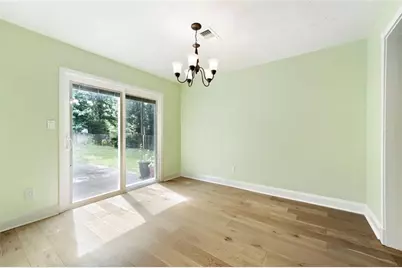 235 Barrington Drive E, Roswell, GA 30076 - Photo 18
