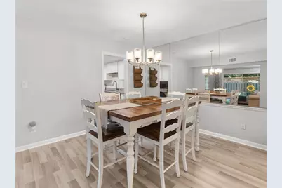 6851 Roswell Road #H26, Atlanta, GA 30328 - Photo 8