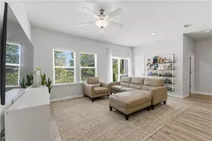 1665 Villageside Ct, Lawrenceville, GA 30043 - Photo 10