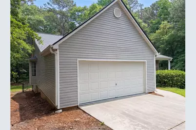 2081 Bay Court, Monroe, GA 30655 - Photo 2