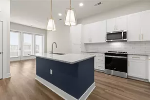 2648 Sandy Plains Rd, Marietta, GA 30066 - Photo 2
