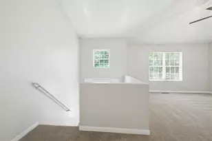 4015 Chapman Dr, Gainesville, GA 30506 - Photo 4